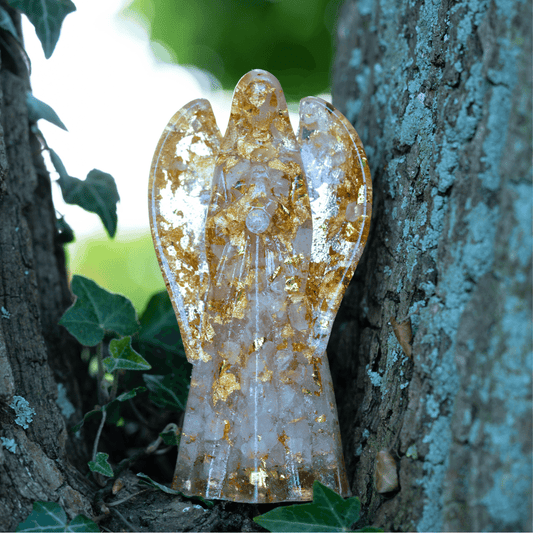 Goldener Orgonitengel des Lichts und Schutzes