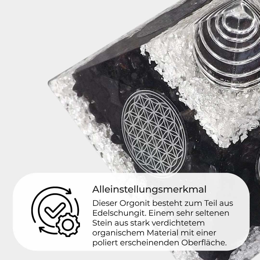 Edelschungit Pyramide - Stiller Wächter