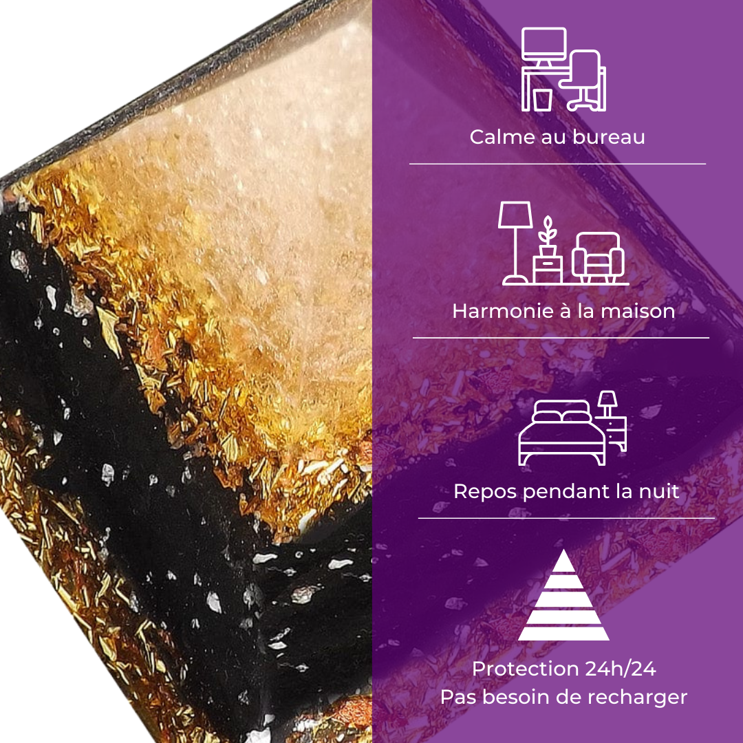 Pyramide Orgonite Onyx Doré - Confiance en soi, Éveil